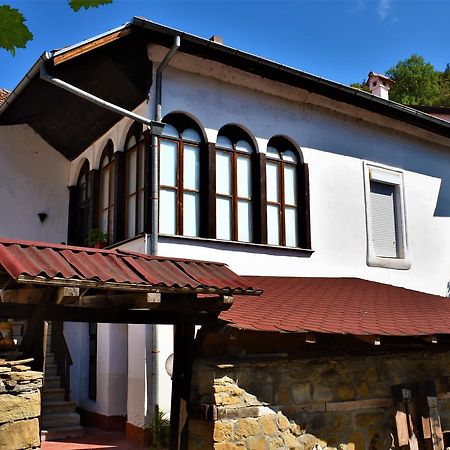 Hotel Bilyana Ловеч Екстер'єр фото