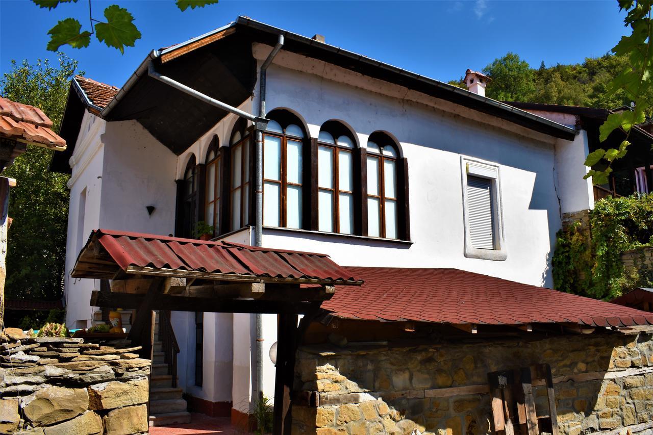 Hotel Bilyana Ловеч Екстер'єр фото